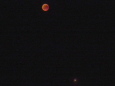 Bruno Hersche / verfinsterter roter Mond mit Mars / Zum Vergrößern auf das Bild klicken